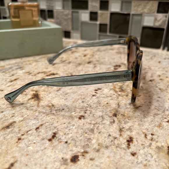 COACH Audrey dark vintage tortoise and Tiffany Blue sunglasses - Picture 4 of 7